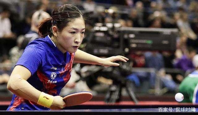 球迷们立刻 球迷们立刻