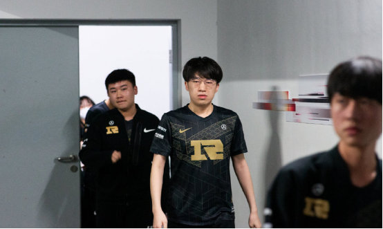 正因独行侠 正因独行侠