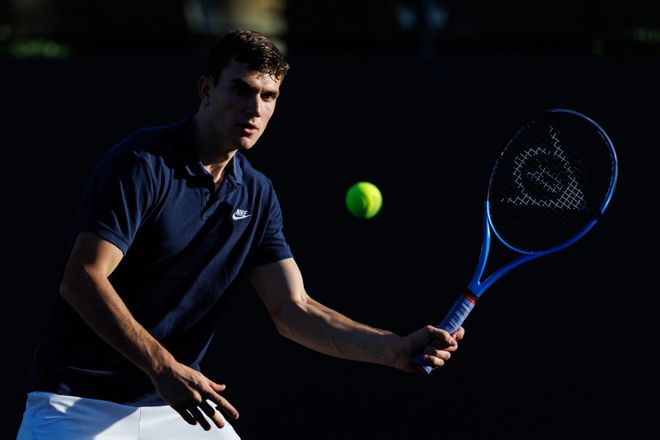 脚下移动上 脚下移动上